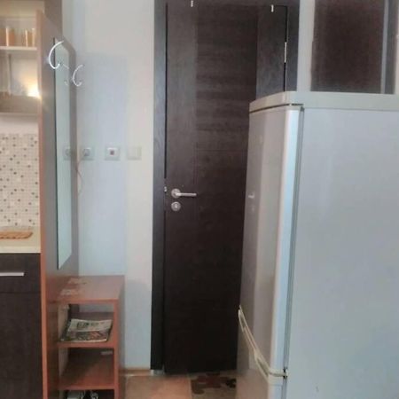 Приятный Отдых В Студии На Море В Сарафово Apartment Burgas Exterior photo